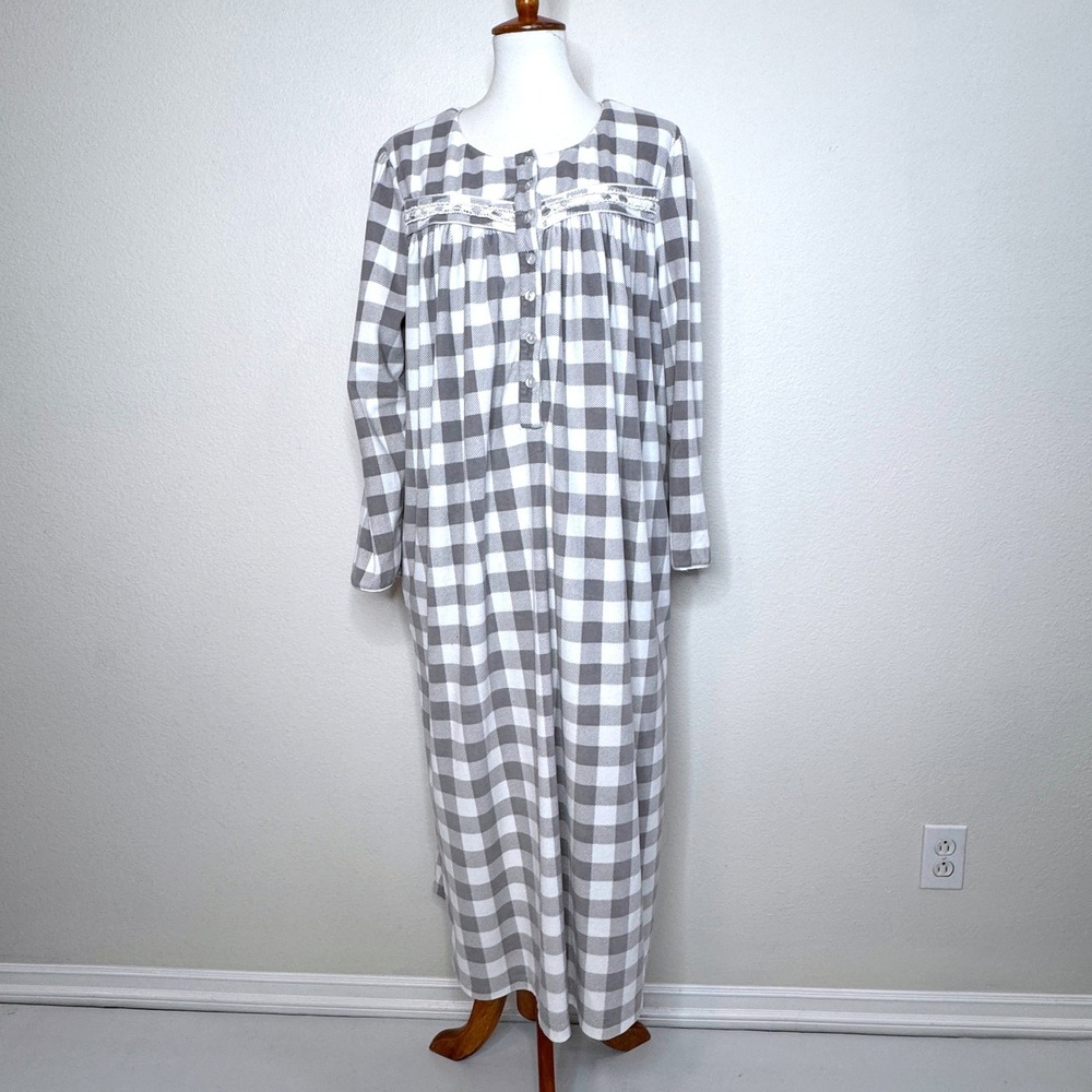 LANZ Of SALZBURG Fleece‎ Long Nightgown MED Gray Plaid Lace Trim Cottage Core